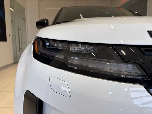 New 2026 Land Rover Range Rover Evoque S AWD/4WD image 5