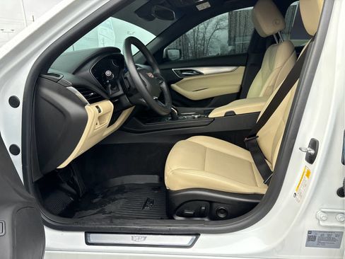 Used 2024 Cadillac CT5 Luxury w/ Cold Weather Package image 8