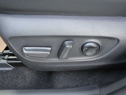 New 2025 Toyota RAV4 Limited image 11