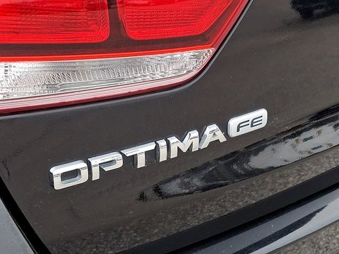 Used 2017 Kia Optima LX image 30