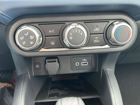 New 2025 Nissan Versa SV w/ Trunk Package image 15