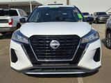 Used 2023 Nissan Kicks S image 2