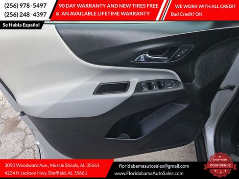 Used 2022 Chevrolet Equinox LS w/ LS Convenience Package image 11