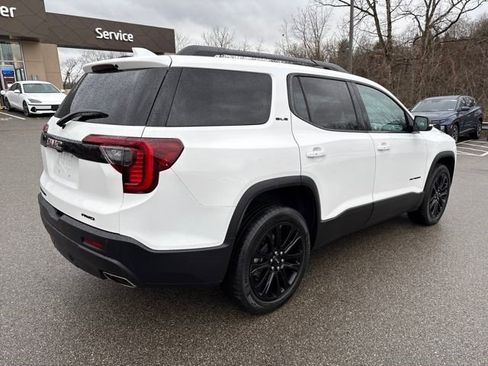 Certified 2023 GMC Acadia SLE w/ Driver Convenience Package image 5