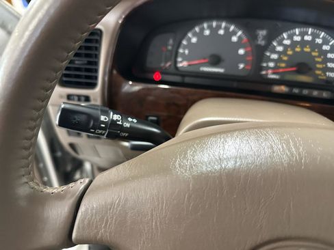 Used 2001 Toyota 4Runner Limited image 13