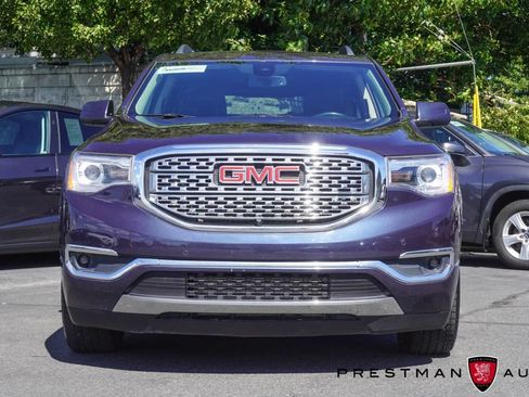 Used 2018 GMC Acadia Denali w/ Technology Package AWD/4WD image 19