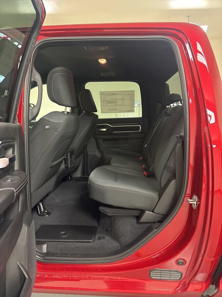 New 2026 RAM 2500 Big Horn AWD/4WD image 21