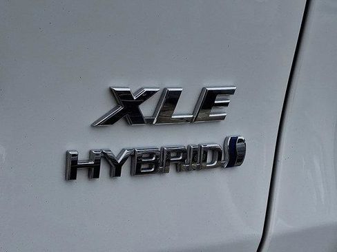 Certified 2024 Toyota RAV4 XLE image 25