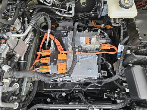 New 2026 Cadillac Optiq Luxury 1 RWD image 21