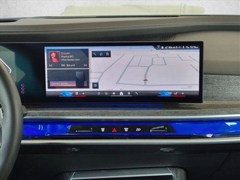 Used 2024 BMW 740i RWD image 16