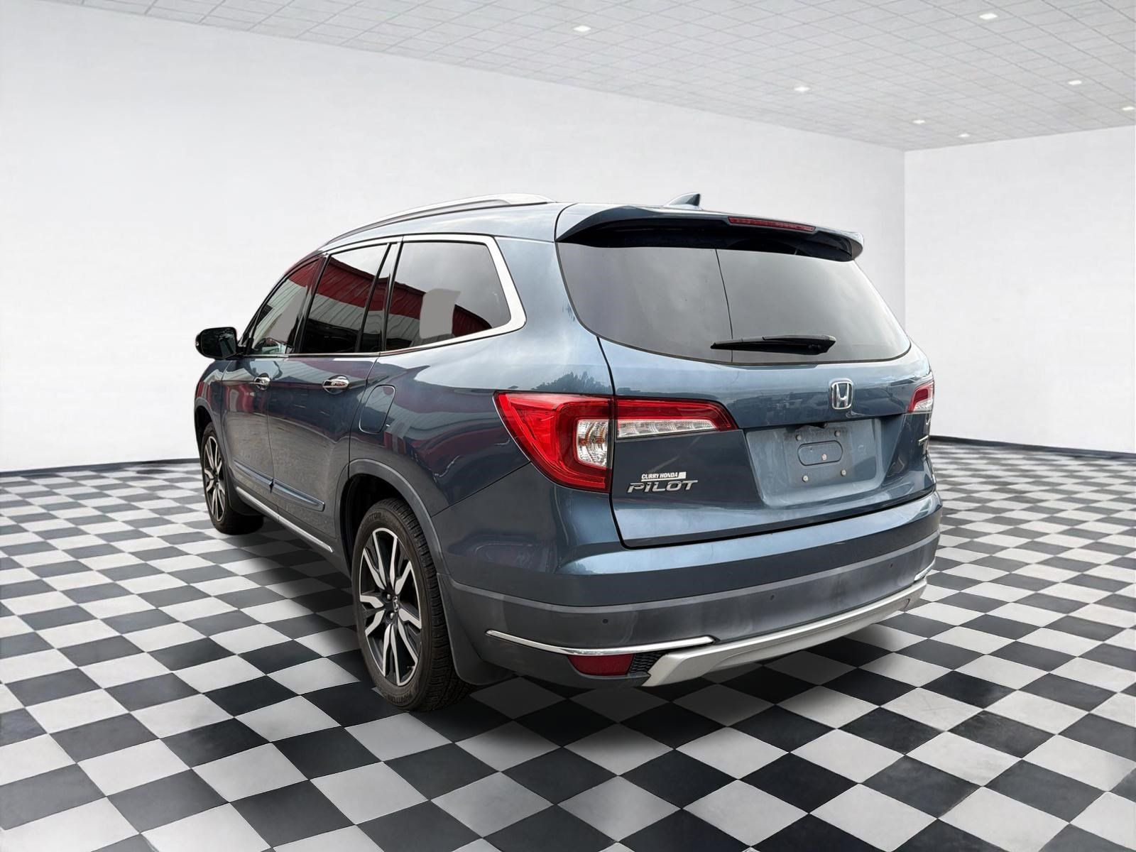 Used 2022 Honda Pilot Touring image 6