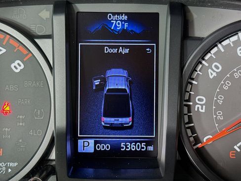 Used 2020 Toyota Tacoma SR image 15