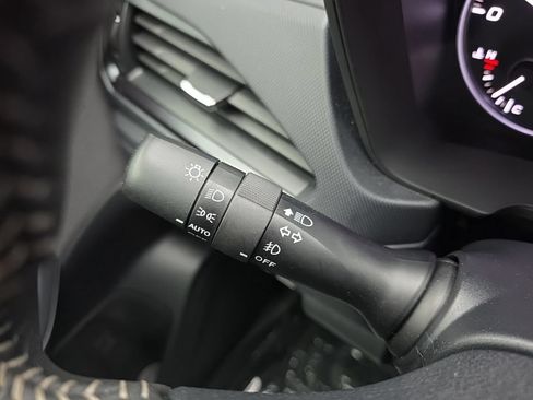 Used 2025 Subaru Forester Premium AWD/4WD image 26