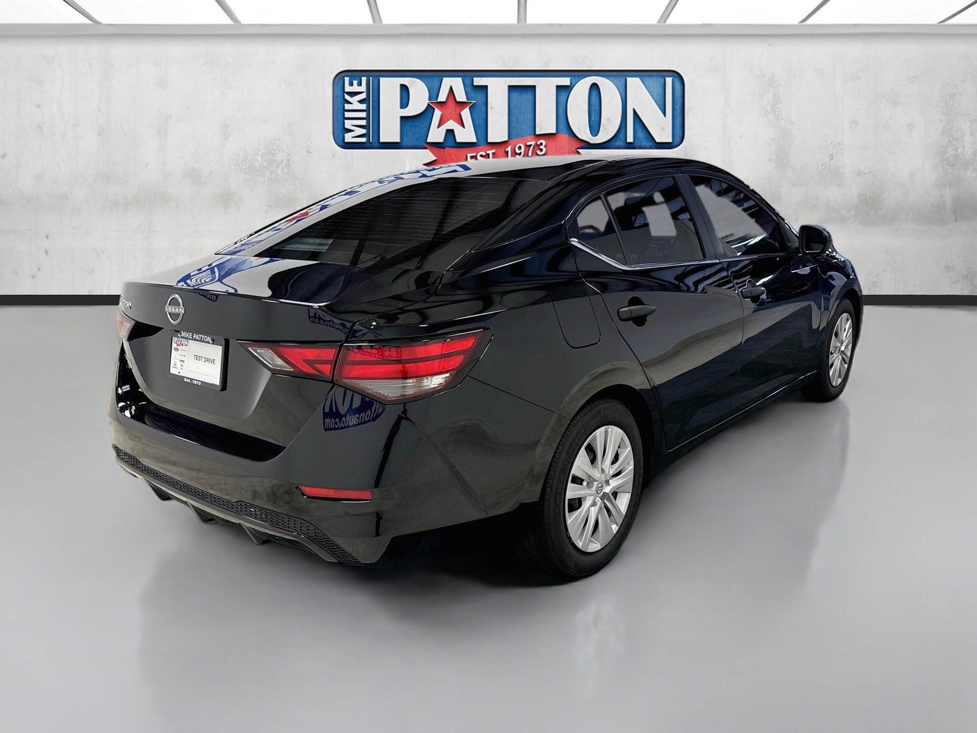 Used 2025 Nissan Sentra S FWD image 7