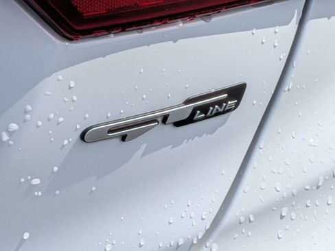 Used 2022 Kia Forte GT-Line image 12