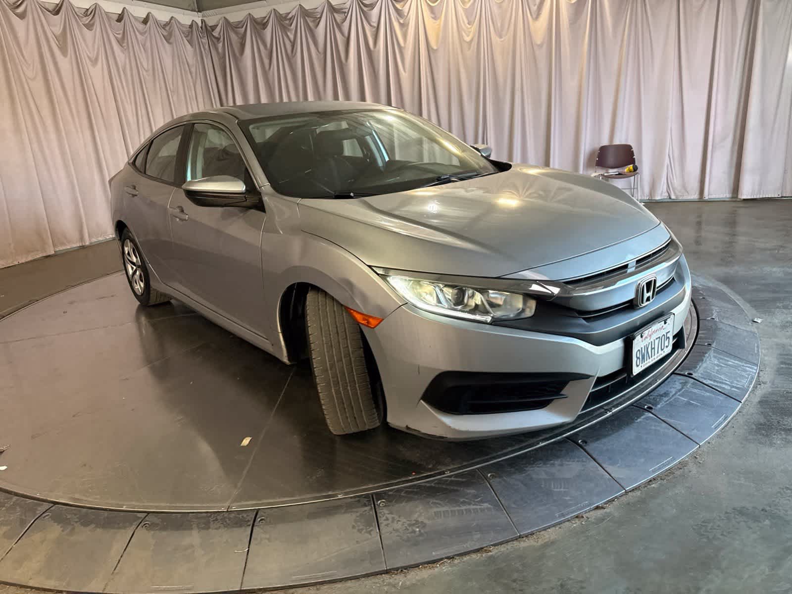 Used 2018 Honda Civic LX image 3