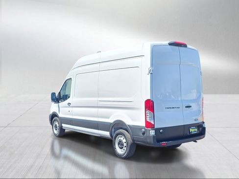 New 2026 Ford Transit 250 148 High Roof RWD image 4