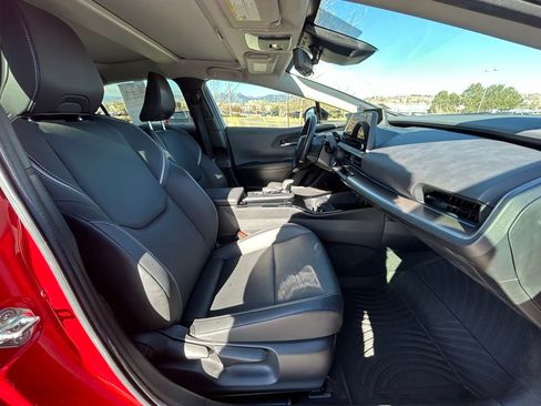Used 2023 Toyota Prius Limited w/ Limited Premium Package image 33
