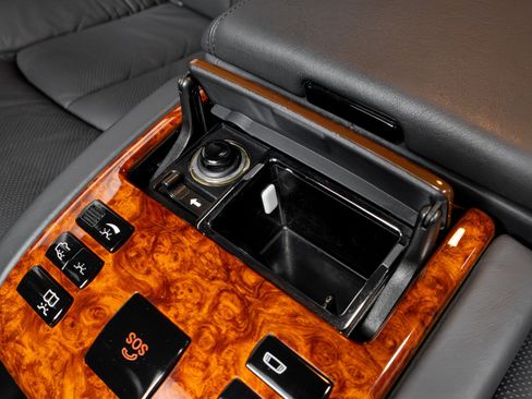 Used 2004 Maybach 57 image 30