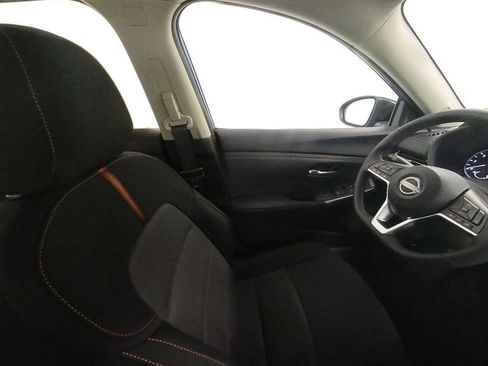 Used 2025 Nissan Sentra SR image 25