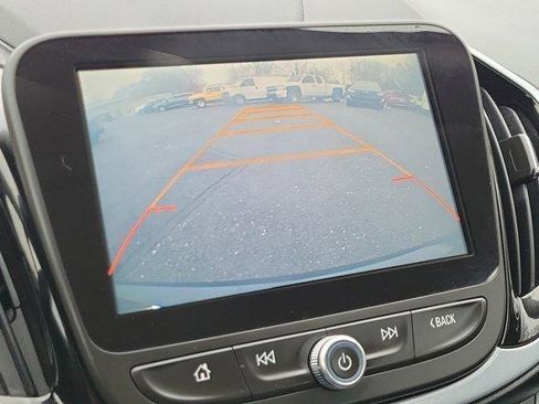 Used 2017 Chevrolet Volt LT w/ Comfort Package image 27