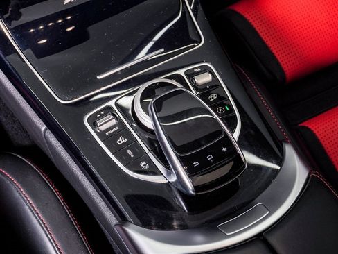 Used 2016 Mercedes-Benz C 63 AMG S image 26