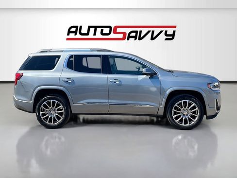 Used 2023 GMC Acadia Denali w/ Denali Ultimate Package FWD image 8