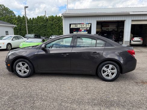 Used 2016 Chevrolet Cruze LT FWD image 8