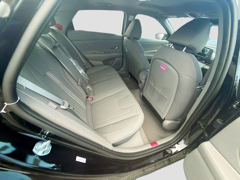 New 2026 Hyundai Elantra SEL Sport Premium FWD image 19