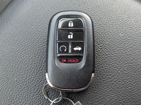 Used 2024 Honda Civic Touring image 31