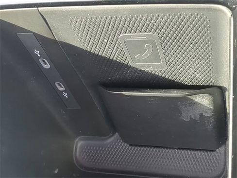 Used 2024 Volkswagen ID.4 2WD image 22