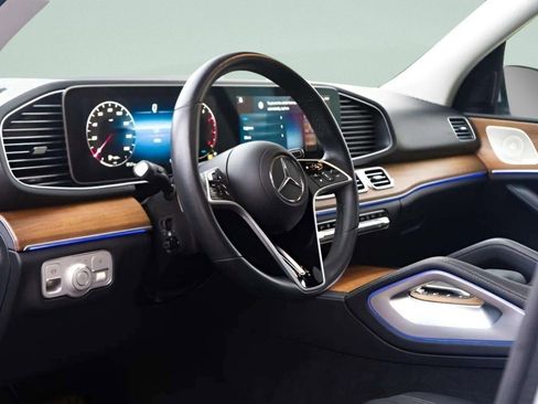 Used 2024 Mercedes-Benz GLE 450 4MATIC w/ Winter Package image 27