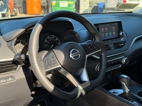 Used 2022 Nissan Altima 2.5 S w/ Driver Assist Package image 26