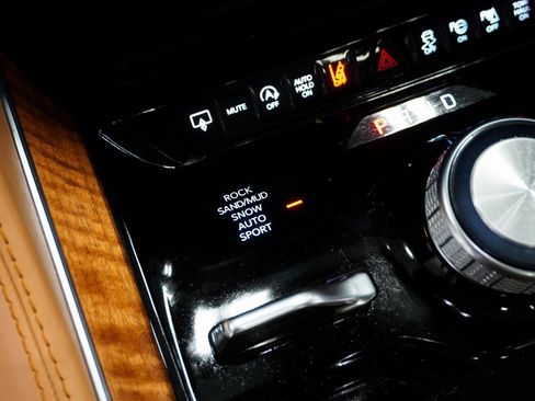 Used 2023 Jeep Grand Wagoneer Series III image 42