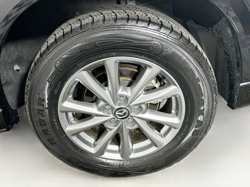 Used 2025 MAZDA CX-5 AWD 2.5 S w/ Preferred Package image 11