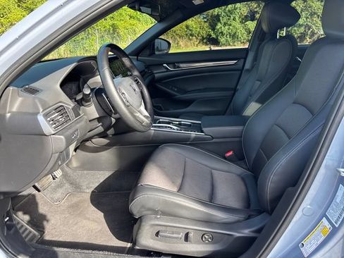 Used 2022 Honda Accord Sport image 6