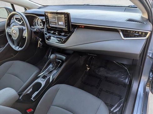Used 2022 Toyota Corolla LE image 22