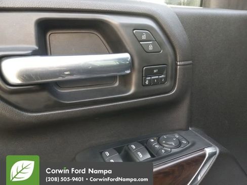 Used 2023 GMC Sierra 2500 SLT w/ SLT Premium Package image 11