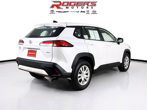 Certified 2025 Toyota Corolla Cross L image 8