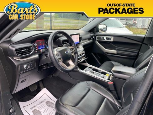 Used 2021 Ford Explorer XLT w/ Equipment Group 202A AWD/4WD image 29