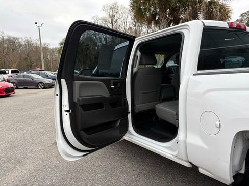 Used 2018 Chevrolet Silverado 1500 W/T w/ Trailering Package image 21