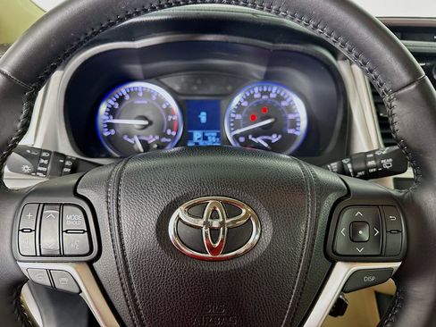 Used 2014 Toyota Highlander Plus image 15