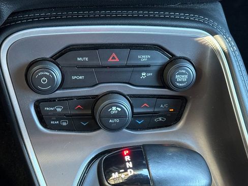 Used 2022 Dodge Challenger SXT w/ Blacktop Package image 28