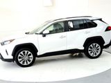 Used 2019 Toyota RAV4 Limited image 3