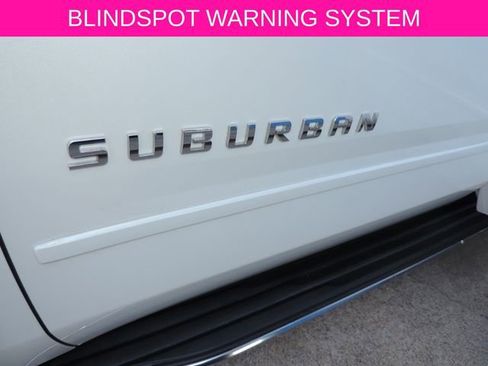 Used 2018 Chevrolet Suburban Premier AWD/4WD image 17