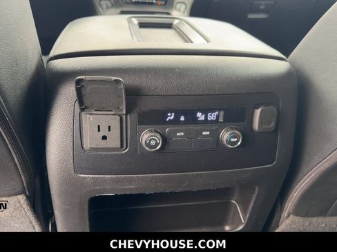 Used 2019 Chevrolet Suburban LT w/ Max Trailering Package RWD image 28