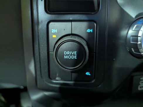 Used 2025 Ford F150 XLT w/ Equipment Group 301A Standard AWD/4WD image 22