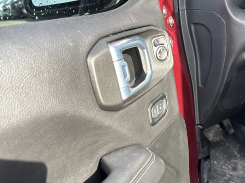 Used 2021 Jeep Wrangler Unlimited Sahara w/ Cold Weather Group image 16