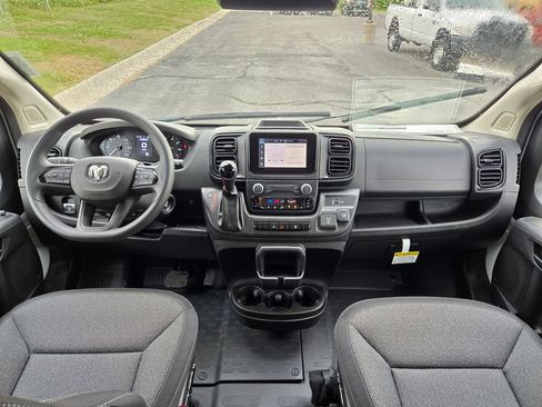 New 2026 RAM ProMaster 2500 w/ Convenience Group image 15