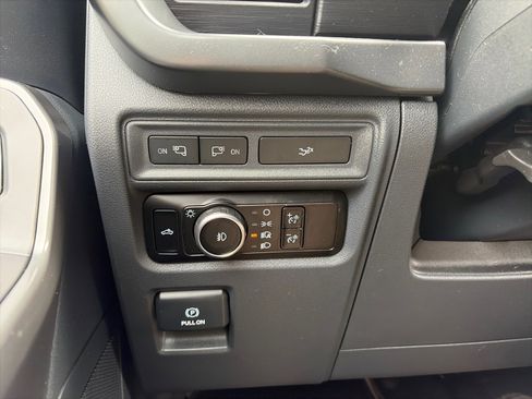 Used 2024 Ford F150 XLT w/ Equipment Group 302A MID AWD/4WD image 31
